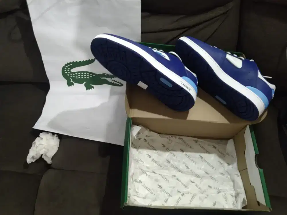 Sepatu Lacoste size 42 ori dan baru