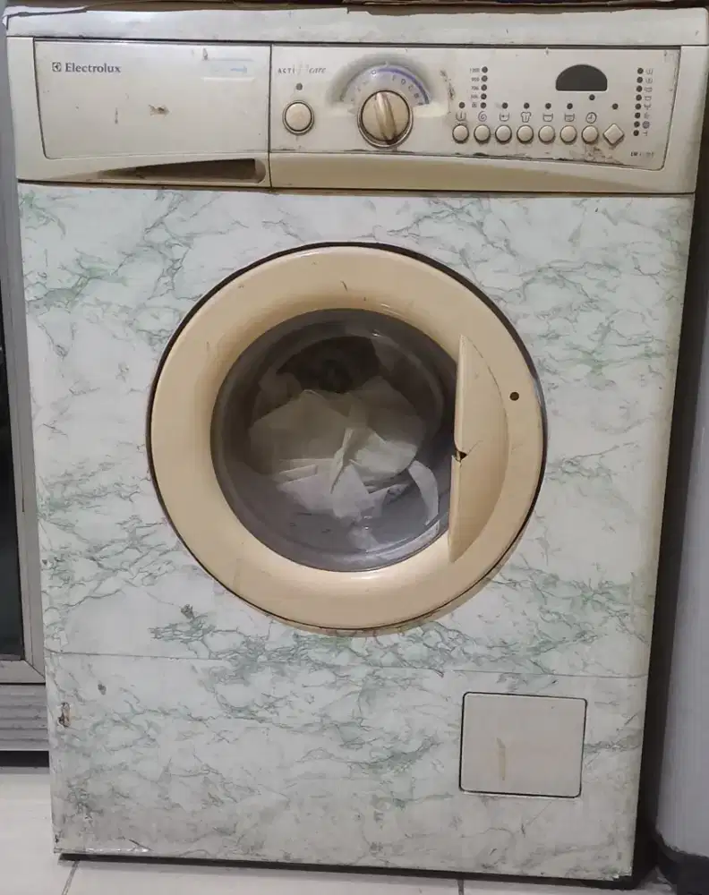 Mesin Cuci Electrolux EW1738F