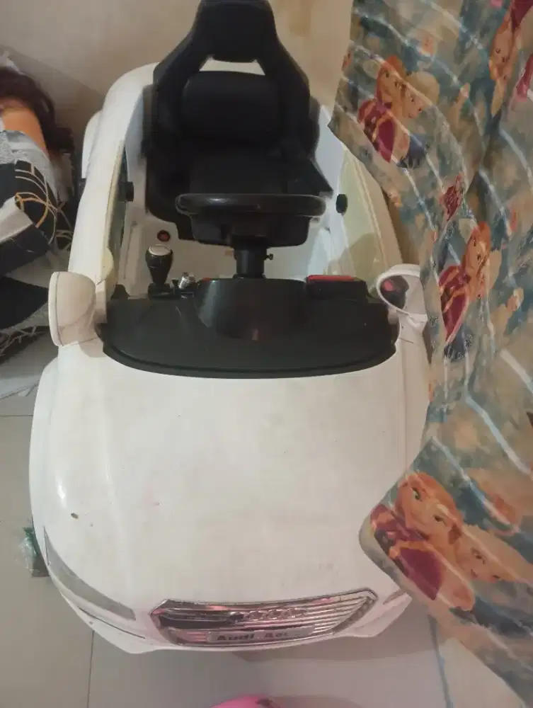 Mobil mobilan akik