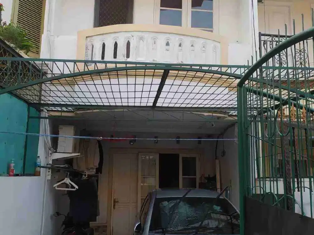 Rumah Taman Palem Leatari Jakartq Barat