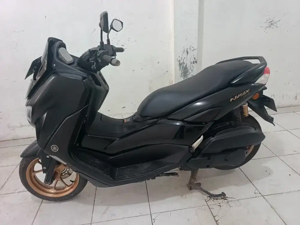 Jual beli nmax th2023 samping kompelik Andika hairi motor bjm