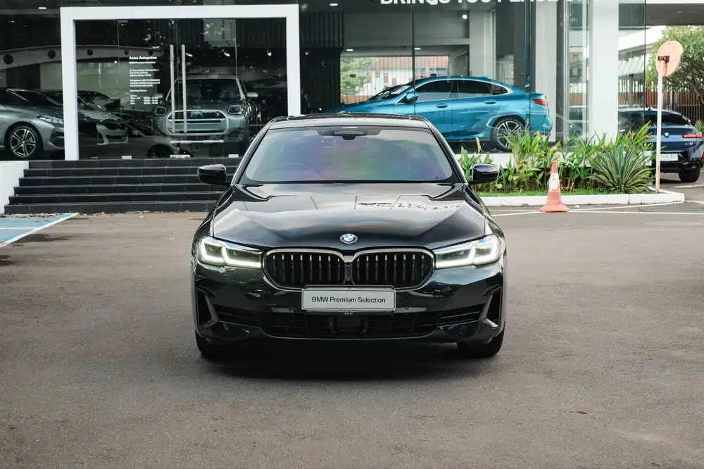 BMW 530i Oppulence 2022