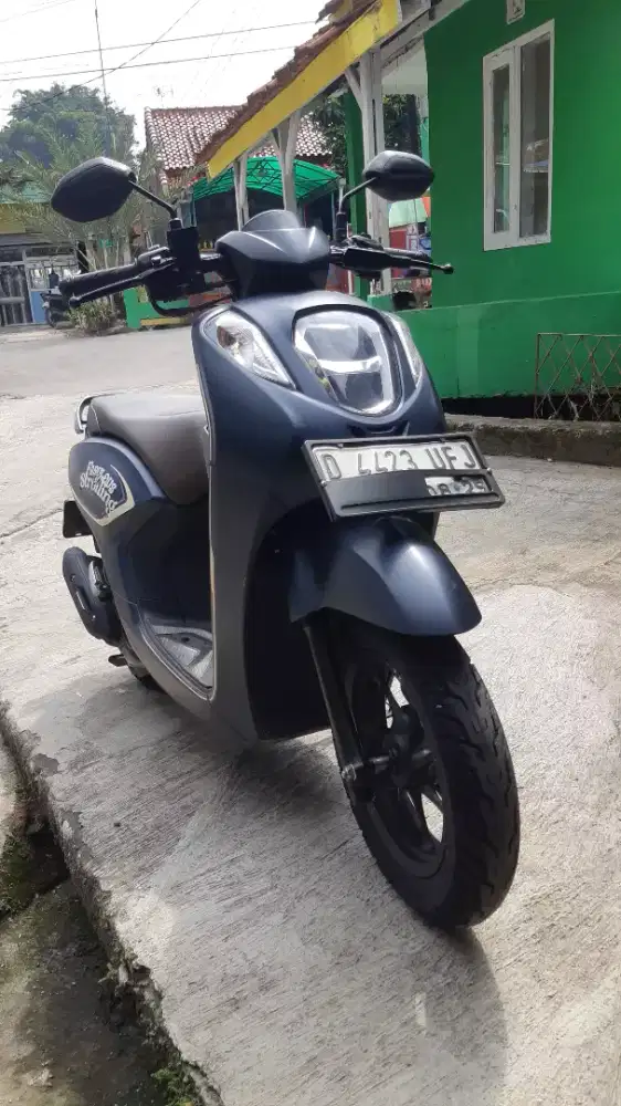 Honda Genio CBS ISS