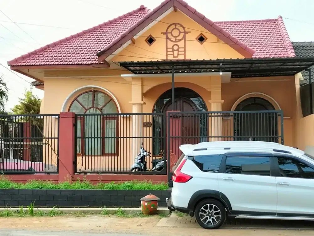 Rumah Luas Harga Terjangkau di Banjar Arum Asri, Siap Huni!. Dekat exit tol, kampus ITN, Stasiun Singosari, Terminal Arjosari. MLG00060