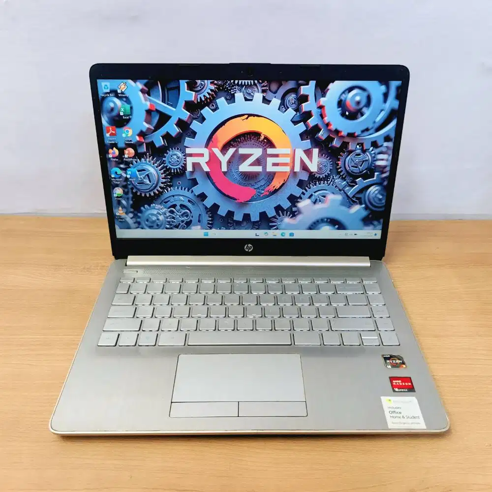 Laptop HP 14s AMD Ryzen 3 8GB/256GB SSD Murah