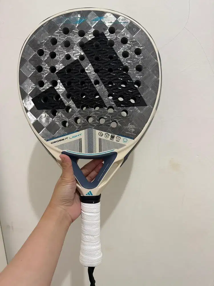 Raket Padel Adidas cross it light 2025 martita ortega
