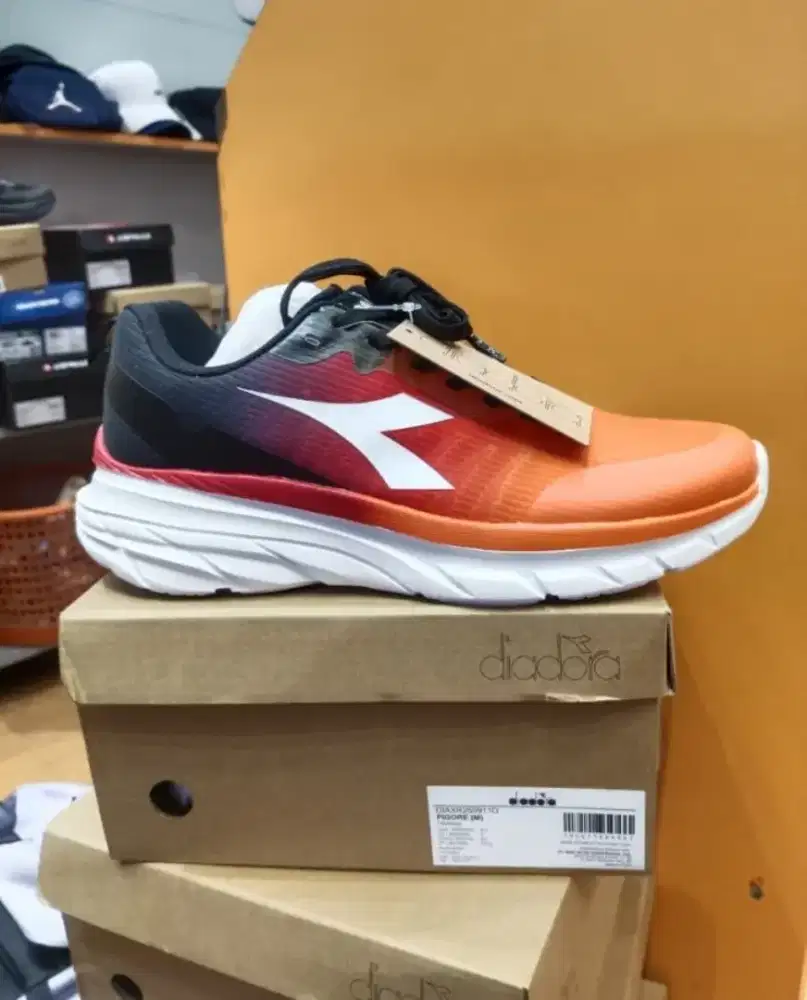Sepatu diadora nishan size 41 murah