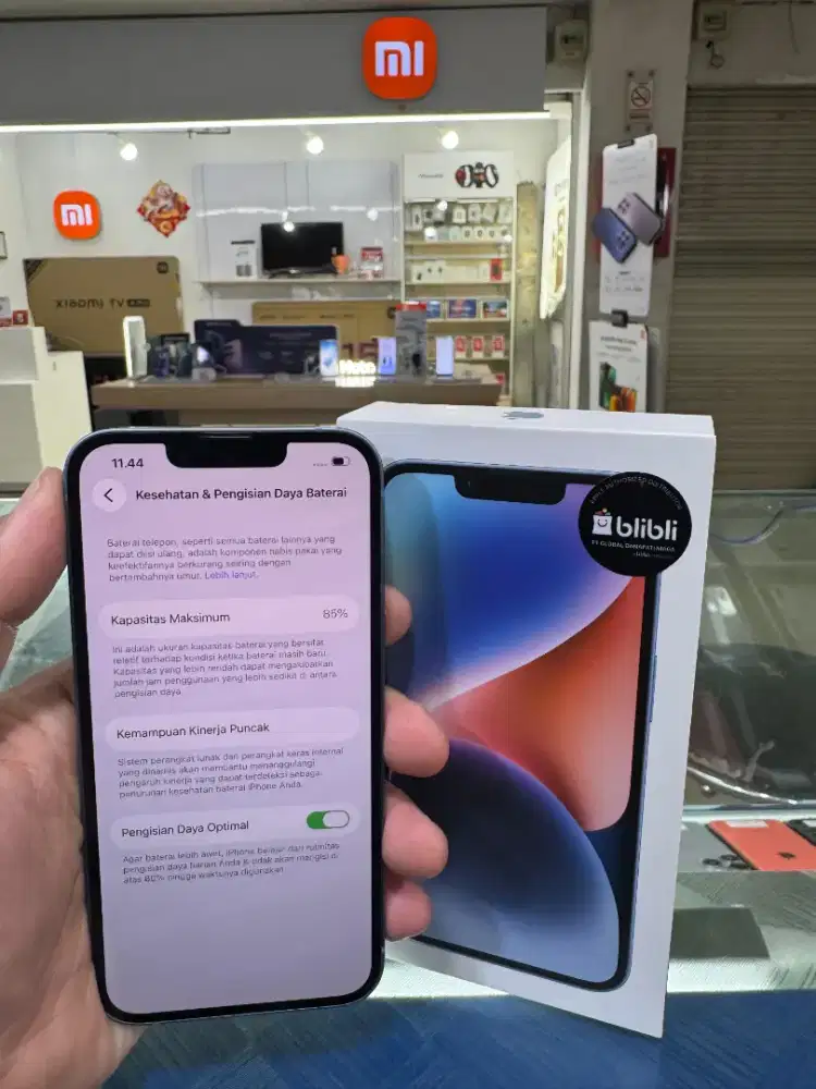 Dijual Iphone 14 256Gb ibox fullset mulus BH 85% Ori