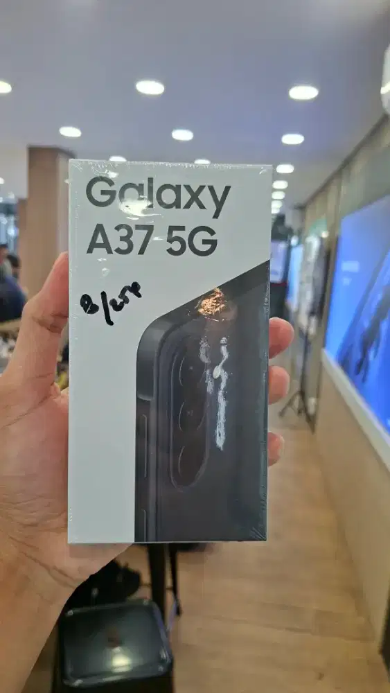 Samsung Galaxy A37 5G layar super Amoled update sampai 6 tahun