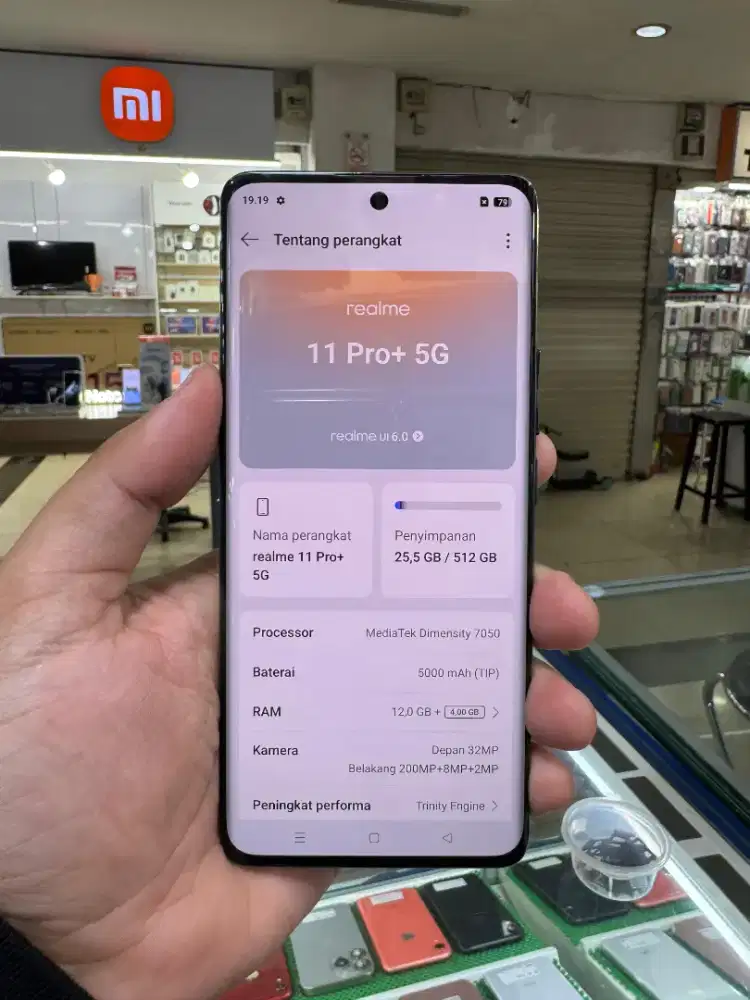 Dijual Realme 11 Pro Plus 5G 12/512 GB hp+charger