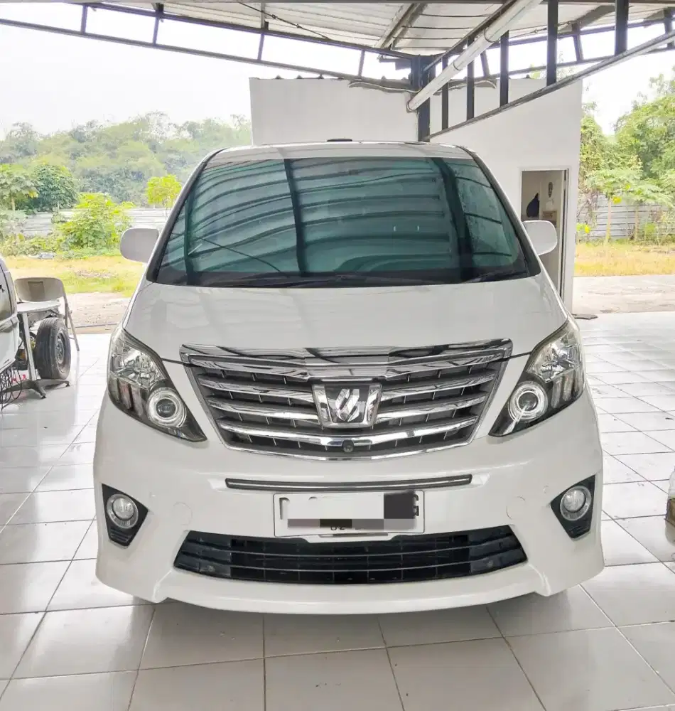 Alphard SC At 2013 Putih