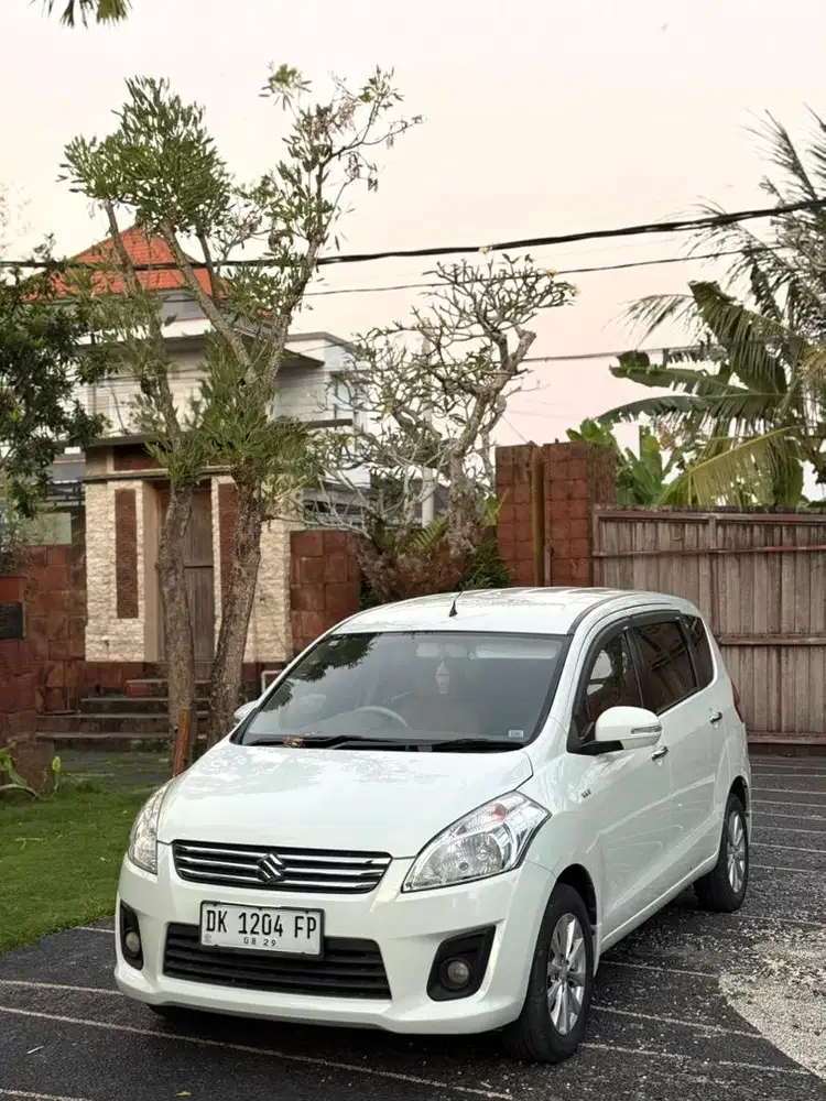 Ertiga putih manual aslibali 2014