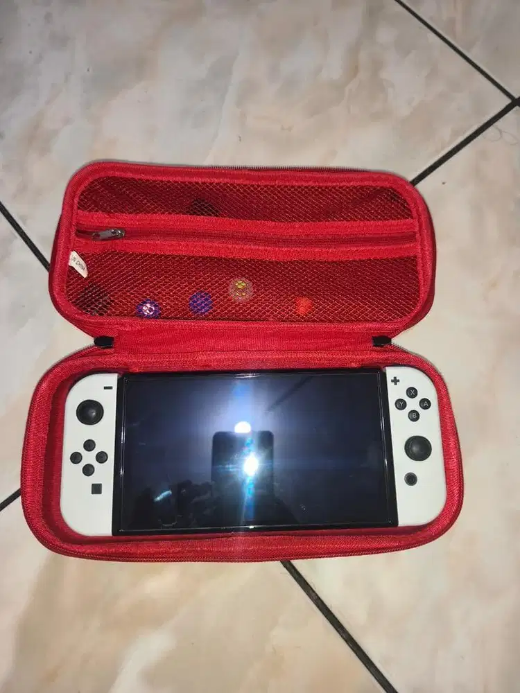 Nitendo Switch OLED 64GB