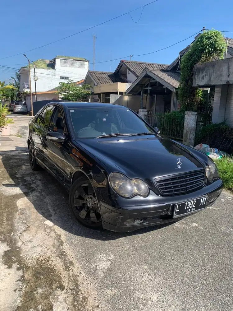 DIJUAL MARCEDES BENZ C20 W204