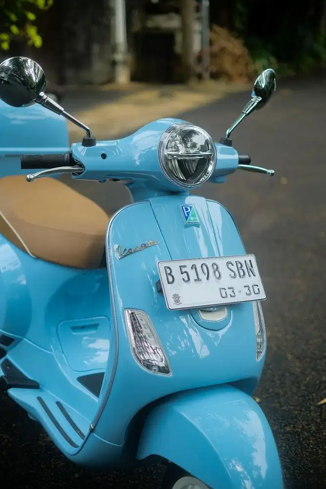 Vespa LX 125 IGET LED 2024