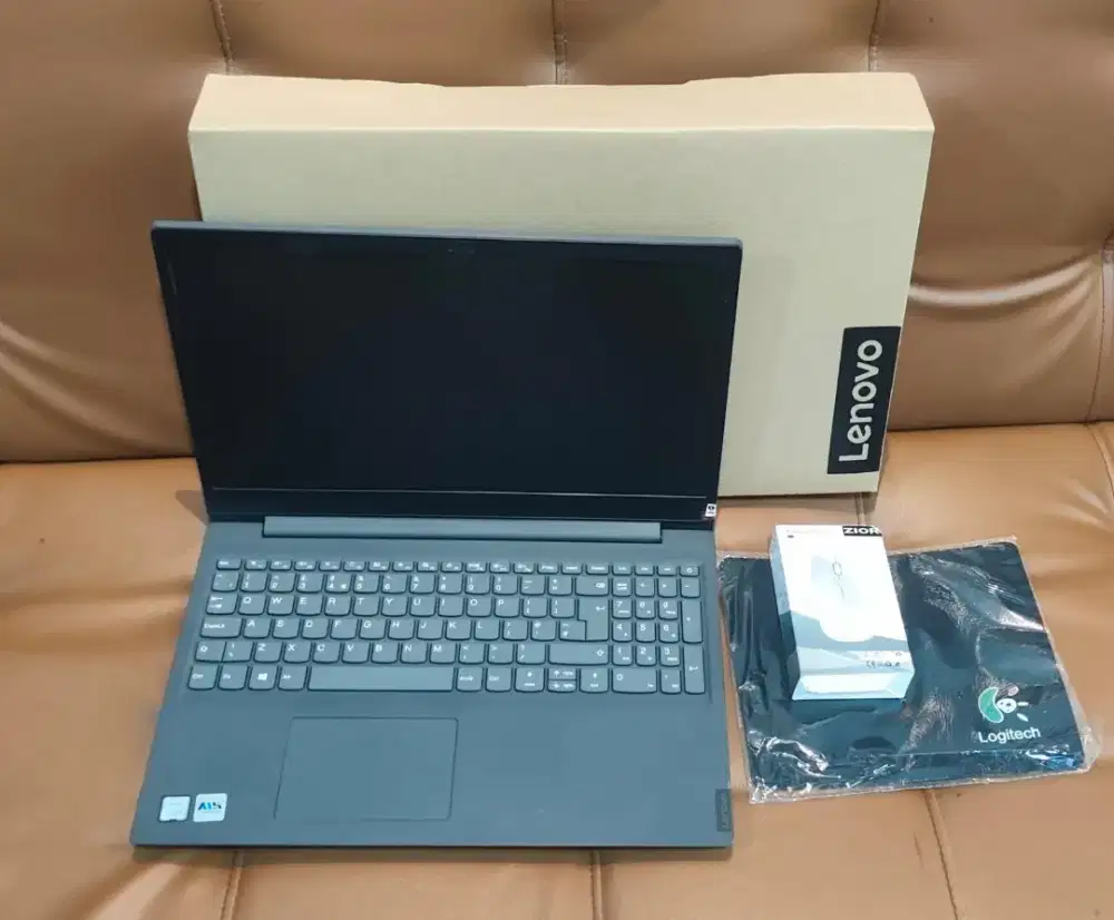 Lenovo V15 IWL Core i5 G8 Ram 8 SSD 128