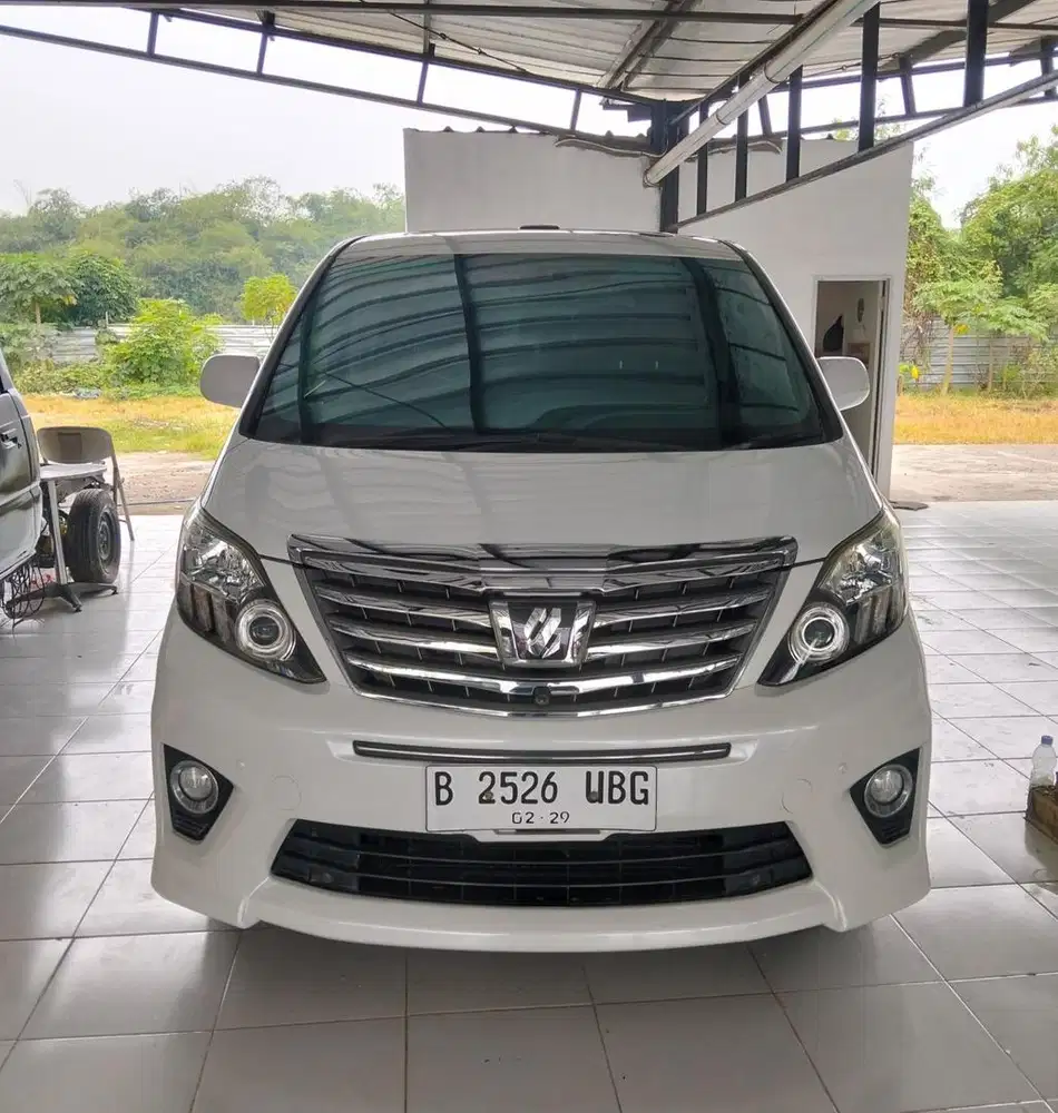 Alphard SC 2013