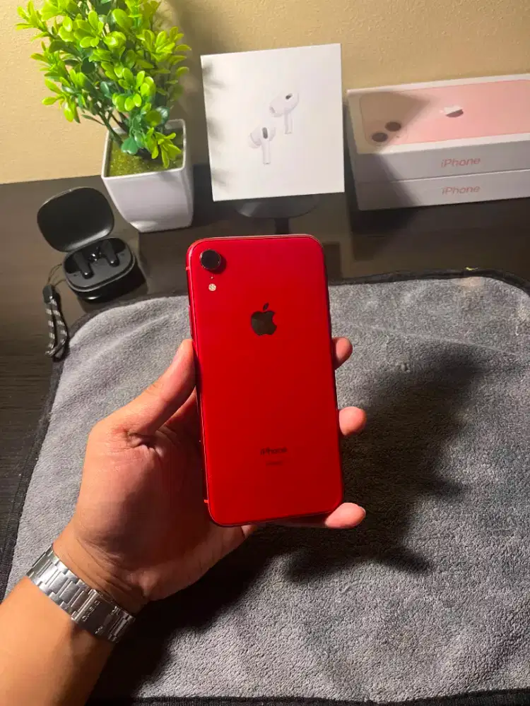 Iphone xr 128gb jaringan smartfren & XL