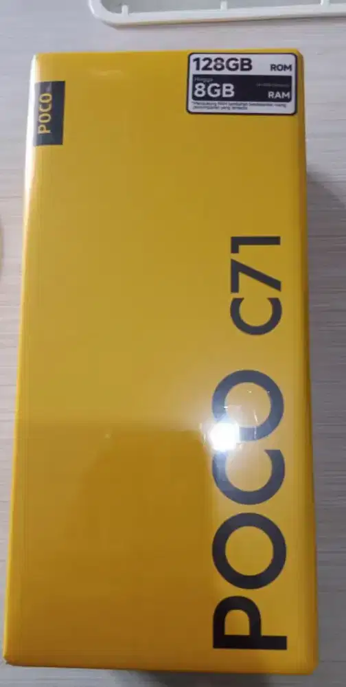 Dijual hp Poco guys!!