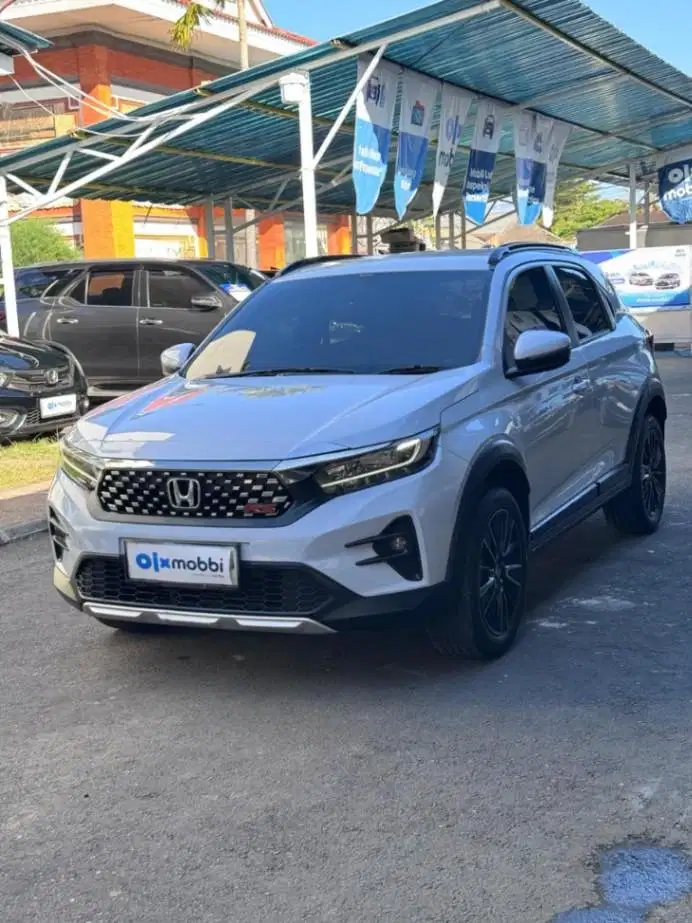 Honda WR-V 1.5 RS Bensin AT 2023 Putih (ACJ)