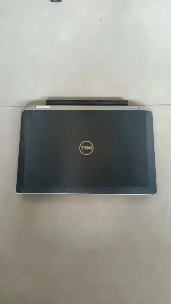 Jual Laptop Dell Latitude E6410 - Kondisi Unit Saja (Tanpa Charger)