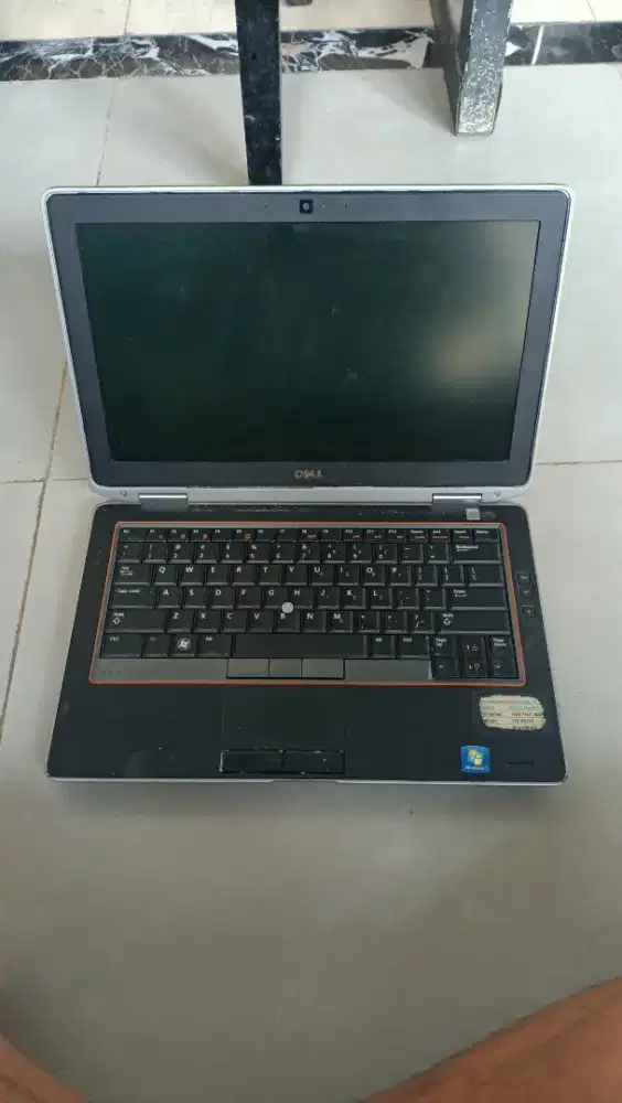 Lenovo ThinkPad (Core i5) - Kondisi Unit Saja (Bahan/Kanibalan)