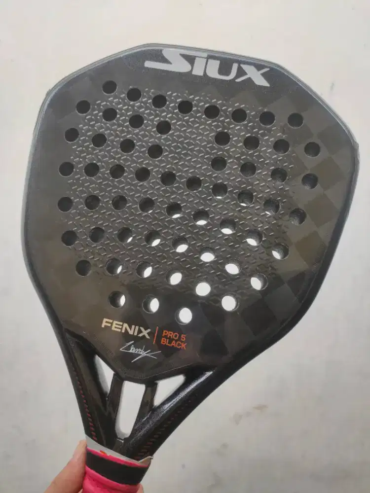 Raket Padel Second Siux Fenix Pro 5 Black 2025 Leo Augsburger