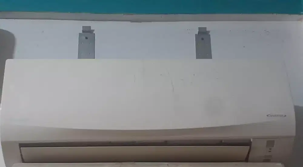 Tukar Tambah Indoor AC Daikin Inverter 1/2 atau 3/4 PK