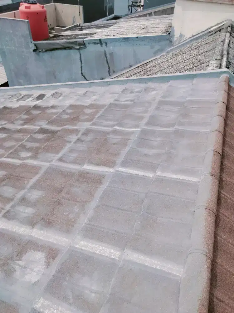 Tukang perbaikan atap bocor dan renovasi rumah dll