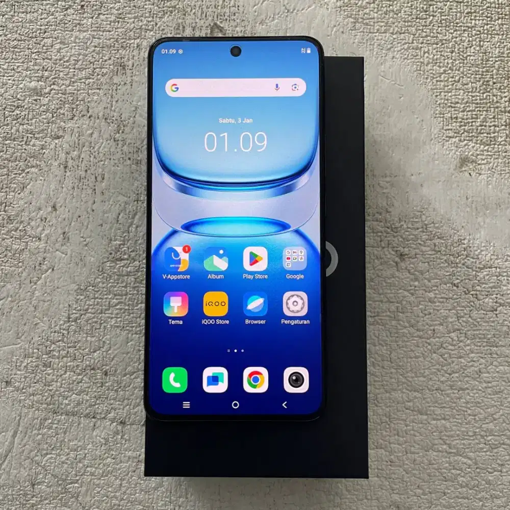 iQoo Z10R 5G Warna Hitam 12/256GB