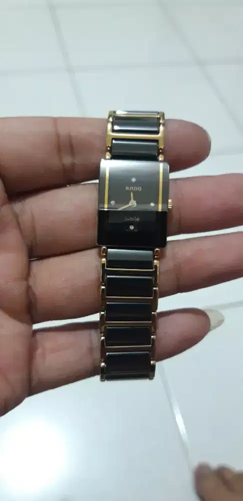 Jam tangan cewek rado jubile quart