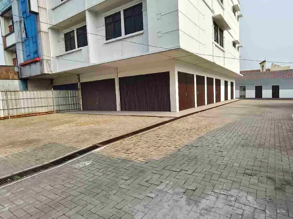 Dijual 6 Ruko Gandeng di Jalan Raya Bogor, Lokasi Komersial Strategis dengan Potensi Investasi dan Usaha Tinggi