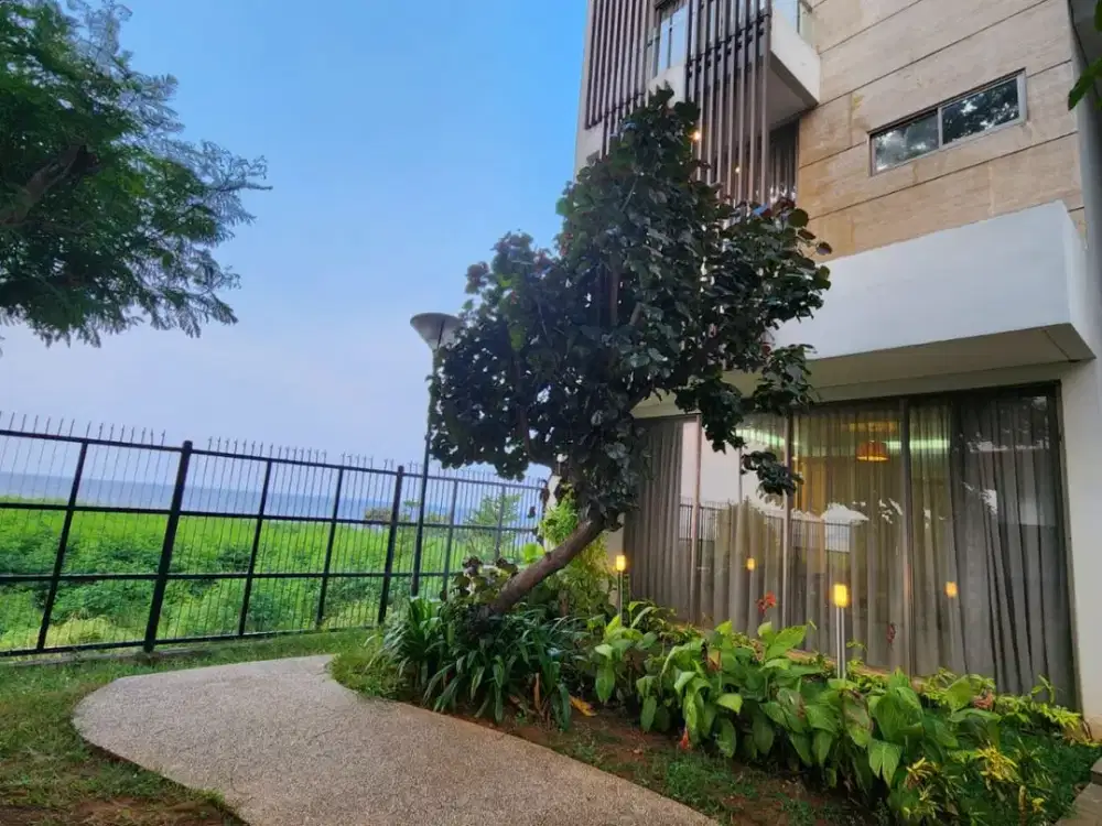 Dijual rumah double decker mewah megah di Ancol Seafront Jakarta Utara