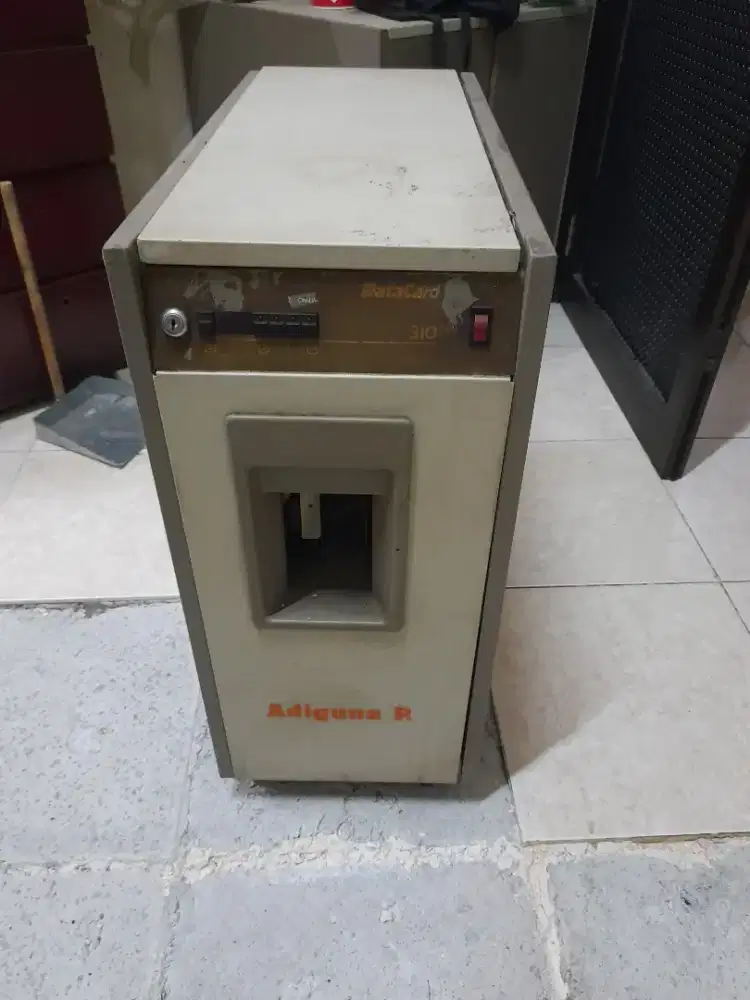 Mesin Embosed Data Card 310 Made In USA