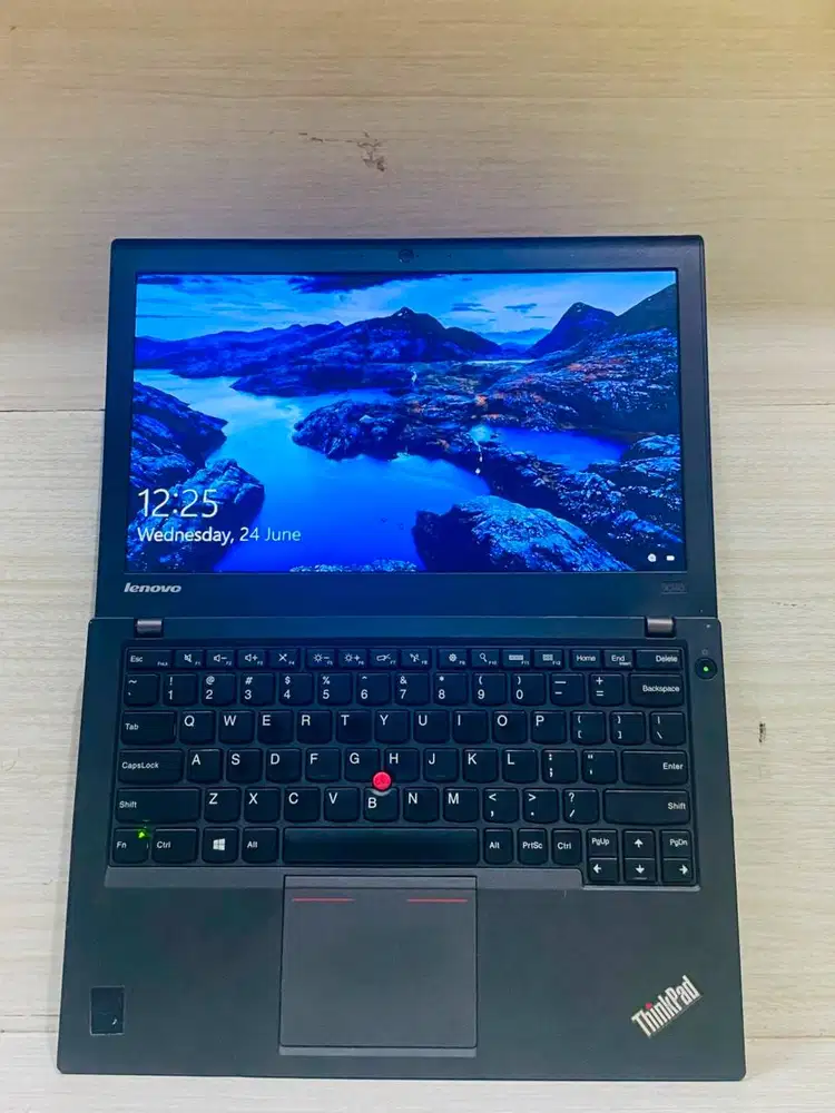 Lenovo Thinkpad X240 Intel core I5 Gen 4 Ram 4GB SSD 128GB