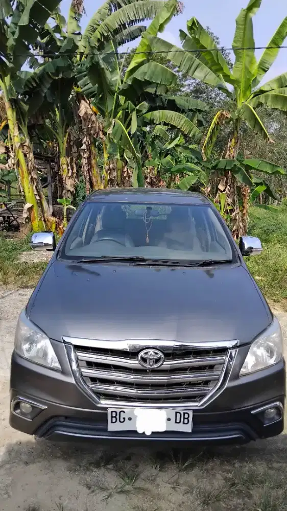 Toyota Kijang Innova G 2.0 tahun 2010 (Bensin) Abu-abu