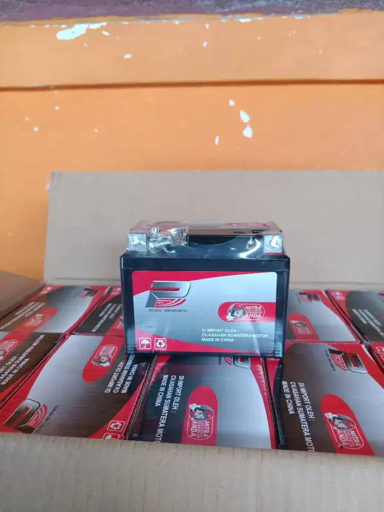 Aki Motor Baru tipe aki kering siap pakai Merek Momentum GTZ5S 5Ah
