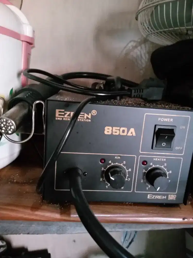 Ezren solder uap