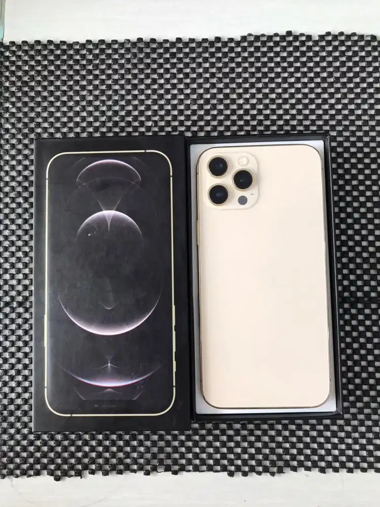 Iphone 12 pm 256 all provider