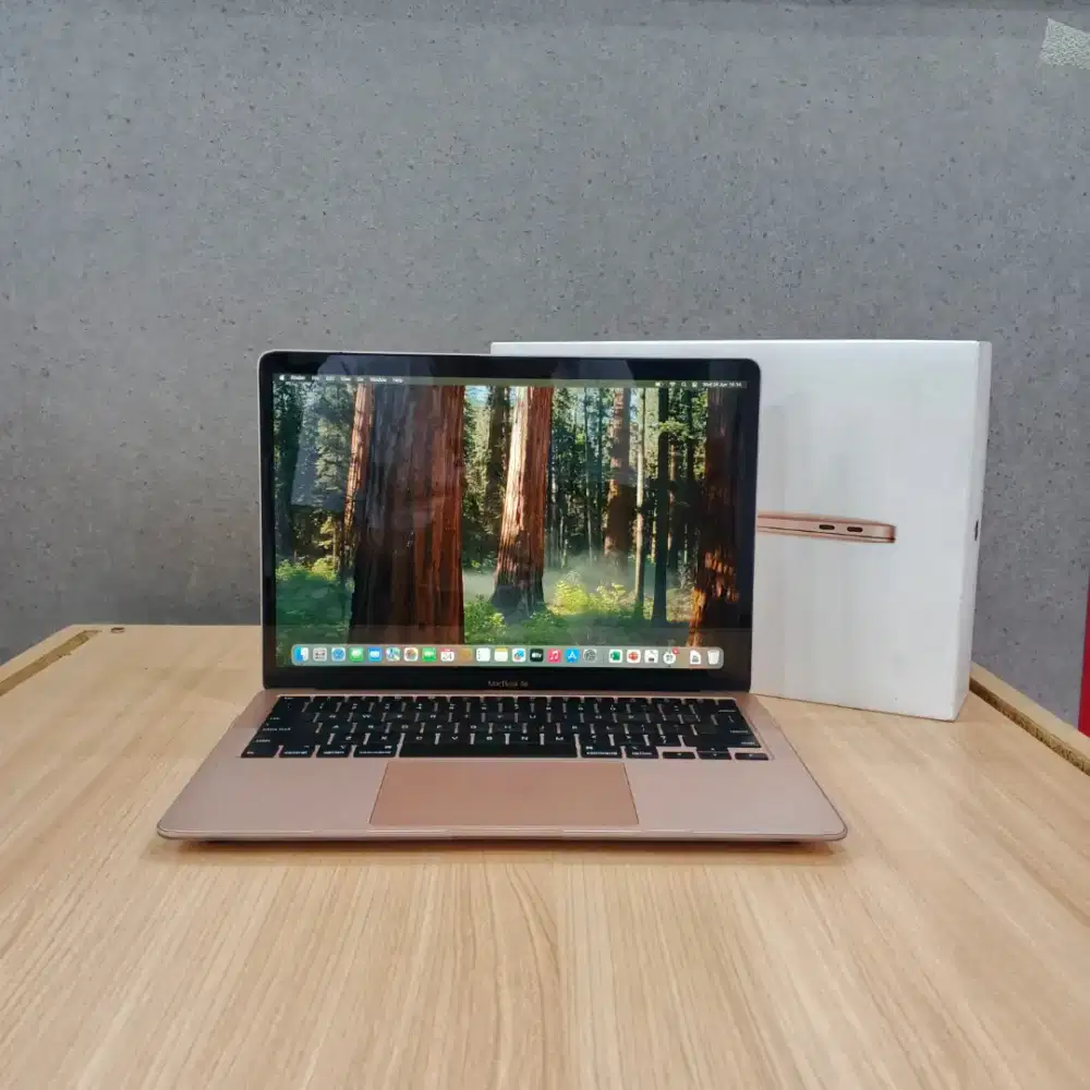 MACBOOK AIR 2020