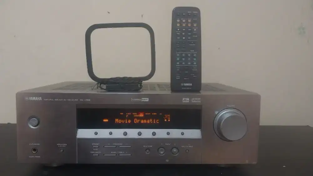 YAMAHA Hometheater Set (Ampli & Speaker)