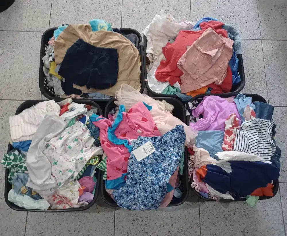 Baju Import korea - Jual Murah 658 Pcs - Terhitung 3000an /1pc