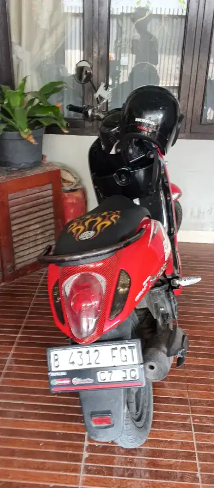 Scoopy 2016 warna merah