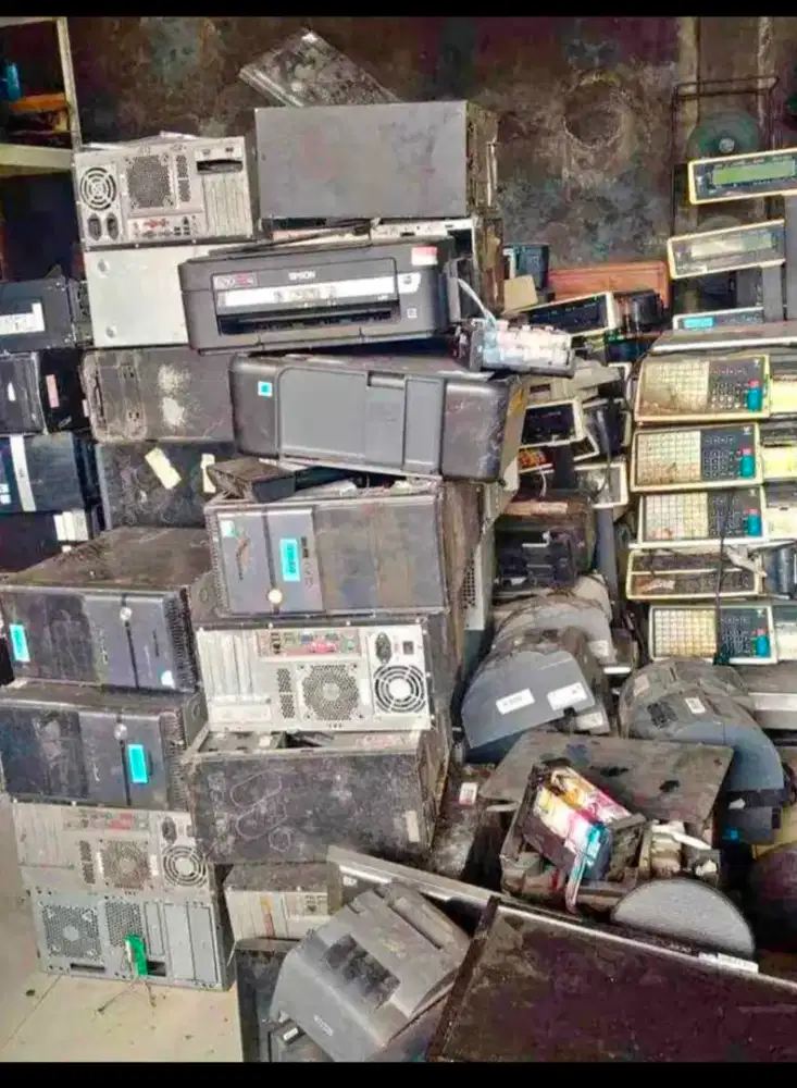 Menampung Elektronik rusak