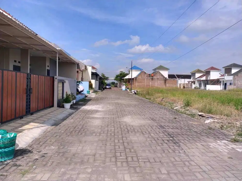 Perumahan Cluster Besar, Dekat Jln Raya . Bisa KPR