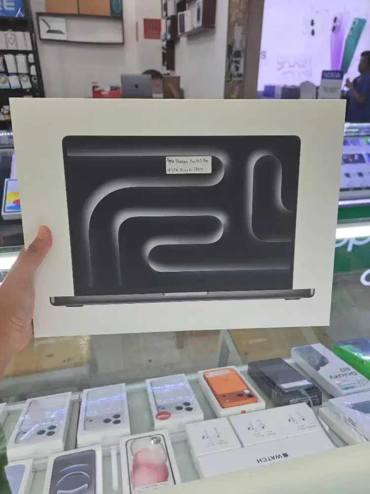 Macbook Pro M3 Pro 14 Inch 18/1TB SSD Black New Garansi IBOX