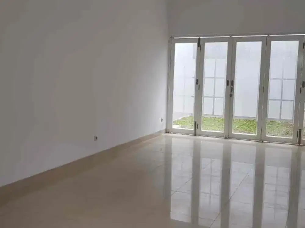 Disewakan rumah semifurnish siap huni di tebet jakarta selatan