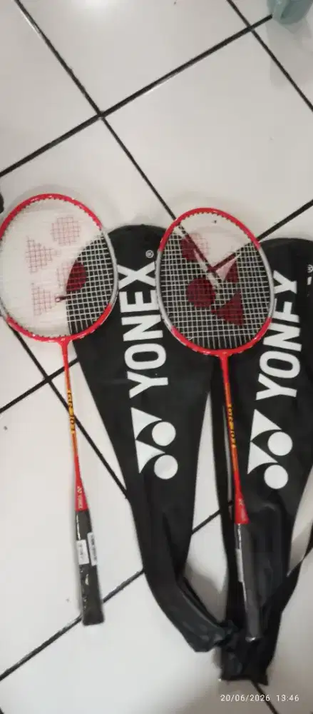 Raket baru Yonex