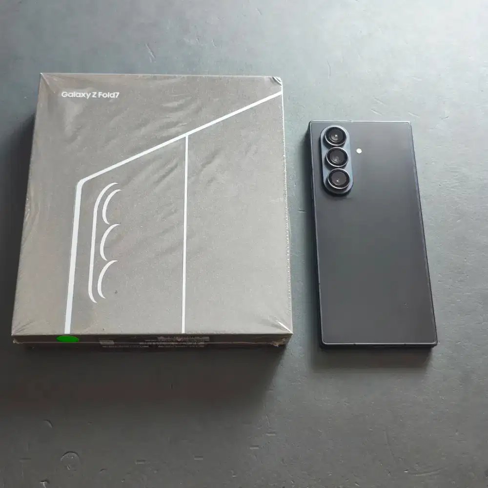 SAMSUNG GALAXY Z FOLD 7 JET BLACK 16GB/1TB GARANSI RESMI