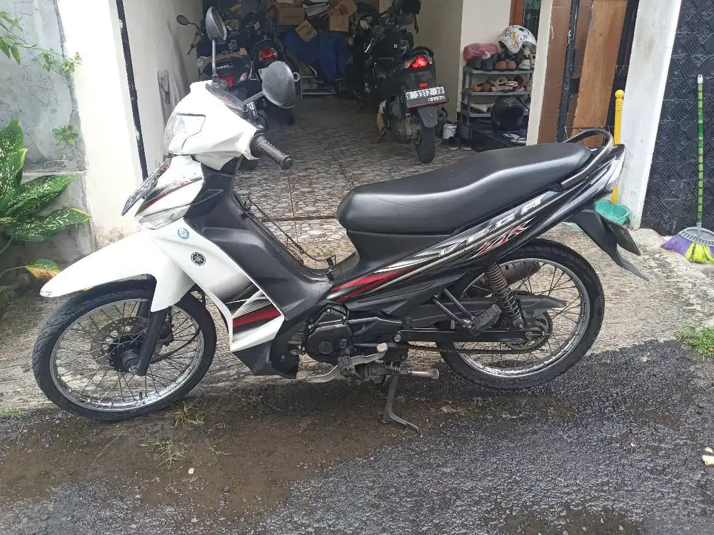 JUAL YAMAHA VEGA ZR 2012